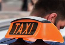 Ақтөбеде клиент такси жүргізушісіне ақшасын бермей, көлігін айдап кеткен