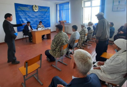 ТҮРКІСТАН: Келестік әкімдер тұрғындармен кездесуді бастады