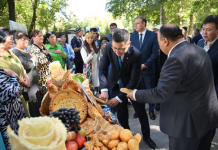 ​Өзбек этносы күні Шымкентте аталып өтті 