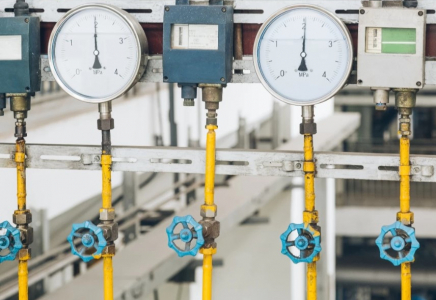 Депутат Еділ Жаңбыршин газ жеткізетін компаниялардың қаржысына есептегіштерді ауыстыруды ұсынды