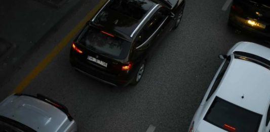 Қазақстанда көлікті тіркеу мен жүргізуші куәлігін алу ережесі өзгереді