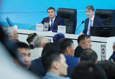 Нұралхан Көшеров Сайрам ауданының тұрғындарымен кездесті