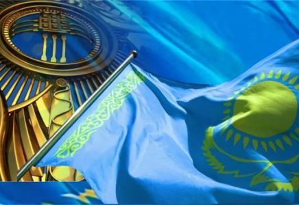 Қазақстанда мемлекеттік туды балкондар мен үй-жайларға ілуге ​​рұқсат етіледі