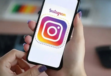 Екі өскемендік Instagram-дағы жазба үшін 600 мың теңге шығынға ұшырады