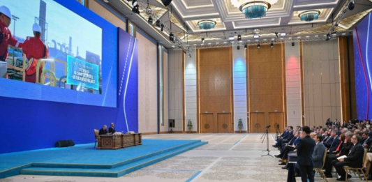 Қасым-Жомарт Тоқаев пен Владимир Путинге екі елдің бірқатар сауда-экономикалық жобалары таныстырылды