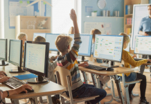 МҰҒАЛІМДЕРДІҢ жұмысын жеңілдететін 5 ЖАСАНДЫ ИНТЕЛЛЕКТ құралы