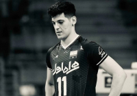 Танымал волейболшы жаттығу кезінде тоққа түсті Танымал волейболшы жаттығу кезінде тоққа түсті