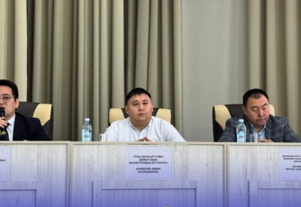 Шымкентте тұрғын үй-коммуналдық шаруашылығын басқарудың жаңа нысандарына көшу мәселелері бойынша басқосу өтті