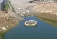 Шымкентте кәріз шұңқырына құлап кеткен 6 жасар баланың өліміне қатысты сот үкімі шықты