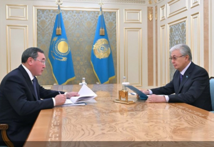 Қасым-Жомарт Тоқаев Алматы облысының әкімі Марат Сұлтанғазиевті қабылдады