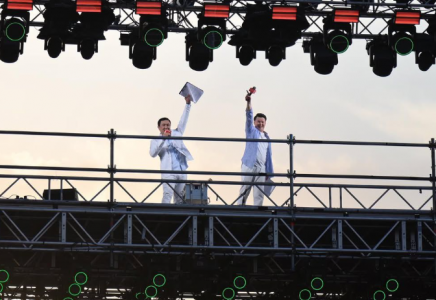 ШЫМКЕНТ: ​«ТОЙ ДУМАН FEST» ҚАЛА ТҰРҒЫНДАРЫНА МЕРЕКЕЛІК КӨҢІЛ-КҮЙ СЫЙЛАДЫ