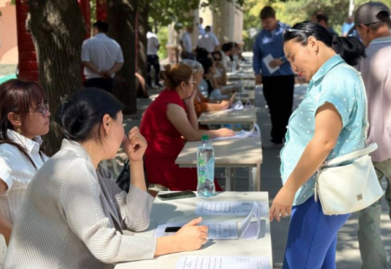 ЖӘРМЕҢКЕ: шымкенттік тұрғындар үшін бос жұмыс орындары ұсынылды