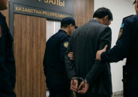 Ақтөбеде күдіктіден 50 миллион теңге бопсалаған тергеуші 10 жылға сотталды