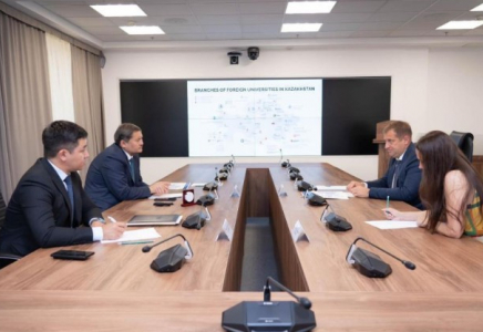 Саясат Нұрбек ММХҚИ басшылығымен институттың филиалын ашу мүмкіндігін талқылады