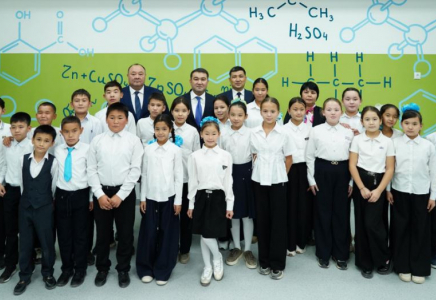 «КЕЛЕШЕК МЕКТЕПТЕРІ»: Түркістан облысында тағы бір мектеп пайдалануға берілді