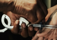 Париждегі метрода бірнеше адамға пышақпен шабуылдаған күдікті бостандыққа шықты