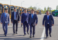 Түркістанның автопаркі жаңарып, жүргізушілерге 35 жаңа автобус кілті тапсырылды