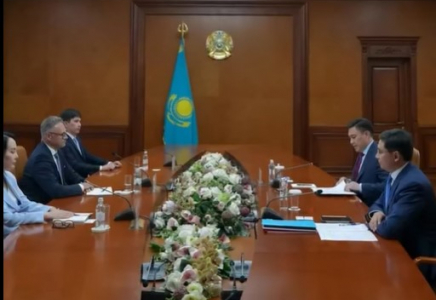 Шымкентте құрғақ құрылыс қоспаларын өндіретін зауыт салу жобасы талқыланды 