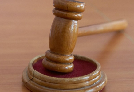 Алматыда жасөспірімді зорлаған ер адам өмір бойына бас бостандығынан айырылды