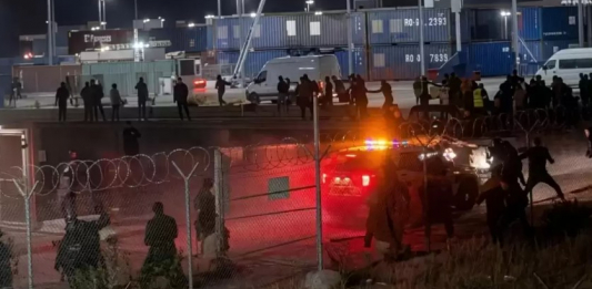 Ресейдегі төбелес: қазақстандықтар қамауға алынып, үш адам тергеуге ілінді