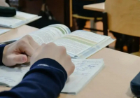 Қазақстанда “ертегі кейіпкерлеріне“ байланысты мектеп оқулықтарын қайта басып шығаруға тура келген