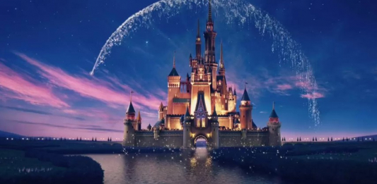 Disney мың қызметкерін қысқартады