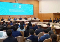 Құрылтай депутаттары куәліктері мен төсбелгілерін алды