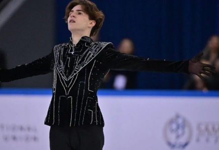 Мәнерлеп сырғанаушы Михаил Шайдоров Қытайдағы Гран-при кезеңінде үшінші орын алды Мәнерлеп сырғанаушы Михаил Шайдоров Қытайдағы Гран-при кезеңінде үшінші орын алды