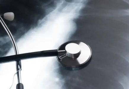 ШҚО-да дәрігерлер әйелдің өкпесін инемен тесіп алған