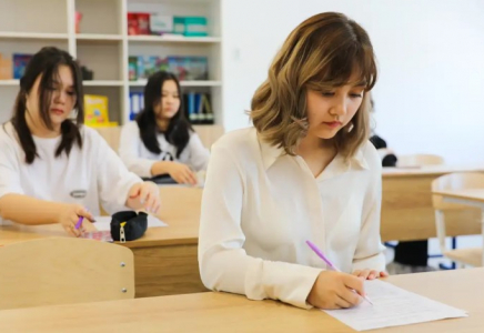 ​Негізгі ҰБТ: талапкерлердің 70% шекті балл жинады