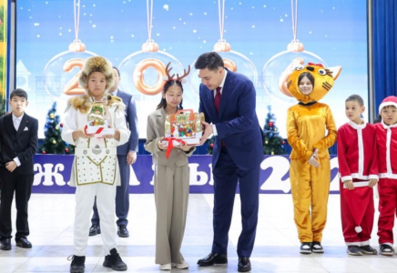 ​ШЫМКЕНТТЕ: БАЛАЛАРҒА АРНАЛҒАН ДӘСТҮРЛІ ПРЕЗИДЕНТ ШЫРШАСЫ ӨТТІ