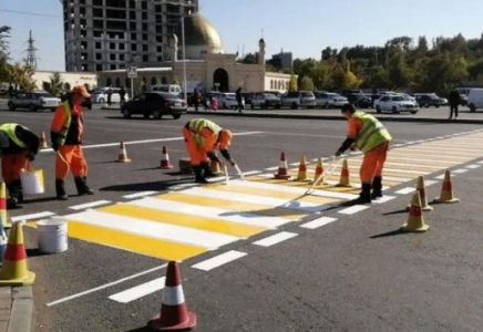 Шымкентте жол белгілері жаңартылды