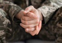 Алматыда офицер қол астындағы сарбазға күш көрсетіп, демалыс уақытында жұмысқа салған