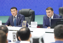Түркістан облысының әкімі Сайрам тұрғындарының өтініштері мен мәселелерін тыңдады