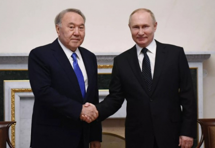 Путин Назарбаевпен кездесті