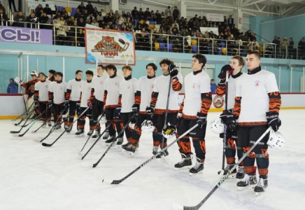 Түркістанда хоккейден «Жастар лигасы» ойындары өтті