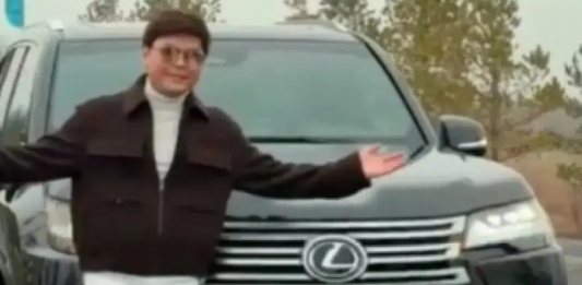 Ернар Айдардың видеосынан жол ережесін өрескел бұзғаны байқамалмады - полиция