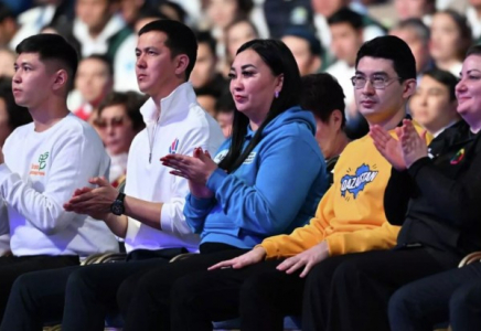 Оқу-ағарту министрлігі форумдар мен жиындарды қысқартуға кірісті