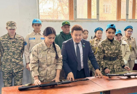 ТҮРКІСТАН: Сайрамда оқушылар арасындағы турнир бастау алды