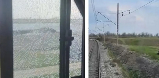 Қазақстанның оңтүстігінде жасөспірімдер пойызға тас лақтырып, терезесін сындырған