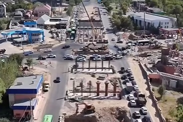 Шымкент әкімі тұрғын үй және жол-көлік инфрақұрылымы нысандарын аралады