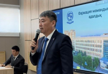 ​Шымкентте «ХАЛЫҚТЫ ОТАНДЫҚ ДӘРІ-ДӘРМЕКПЕН ҚАМТАМАСЫЗ ЕТУ – СТРАТЕГИЯЛЫҚ МАҢЫЗЫ БАР МІНДЕТ» атты іс-шара өтті