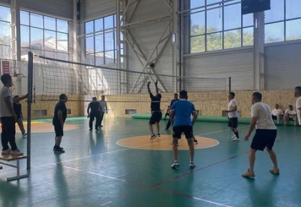 ​ШЫМКЕНТТЕ ӘСКЕРИ ҚҰРЫЛЫМДАР АРАСЫНДА ВОЛЕЙБОЛ ТУРНИРІ ӨТТІ