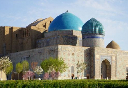 Қ.А.Ясауи кесенесі неге қоршалды? Тарихи-мәдени мұраларды қорғау кімнің міндеті?