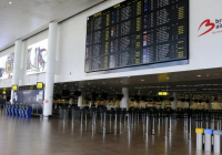 Қызметкерлер жұмысқа шықпаған: ірі әуежайларда барлық рейс тоқтатылды