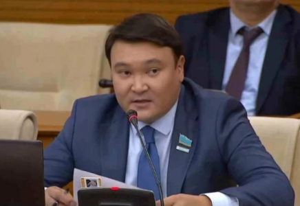 Депутат сатылатын медальдардың бағасын жариялады