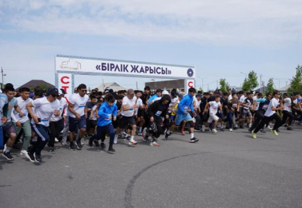 Түркістанда өткен «Бірлік жарысына» 6 мыңнан аса адам қатысты