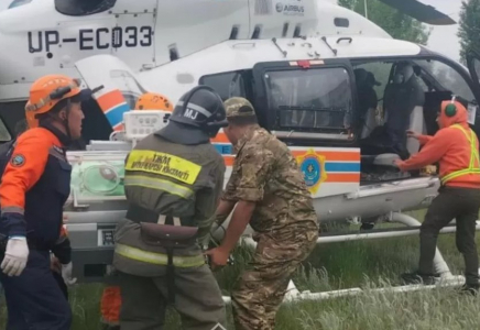 Жаңа туған нәресте ауруханаға тікұшақпен жеткізілді