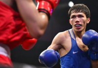 Санжар Тәшкенбай Азия чемпионатындағы алғашқы жекпе-жегінде нокдаунға түсіп қалды