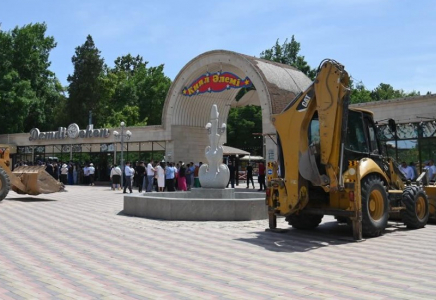 ШЫМКЕНТ: ​«ҚИЯЛ ӘЛЕМІ» саябағындағы құрылыс нысандары сүрілуде